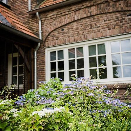 Aan De Molenberg Bed and Breakfast Broekhuizen  Exteriör bild